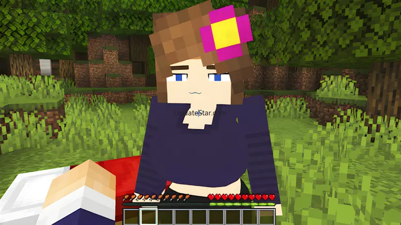 Ellie Addons for MCPE & skins 1.3
