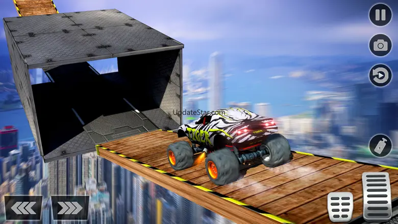 Monster Truck: Ramp Stunt Race 1.4